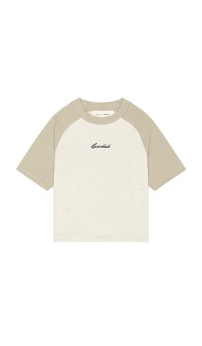 T-SHIRT SIGNATURE en . Taille 2/3. Also en 4/5 - Fear of God ESSENTIALS - Modalova