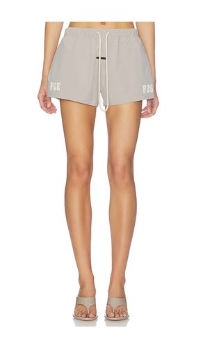 Running Short en . Taille L. Also en M, S, XS - Fear of God ESSENTIALS - Modalova