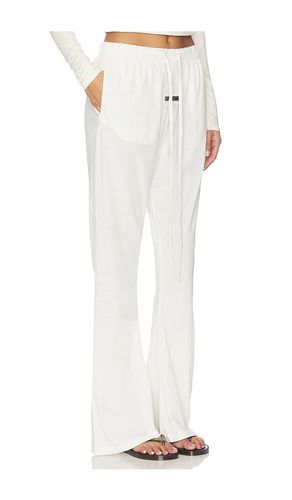 PANTALON FLARE en . Taille L. Also en M, XS - Fear of God ESSENTIALS - Modalova