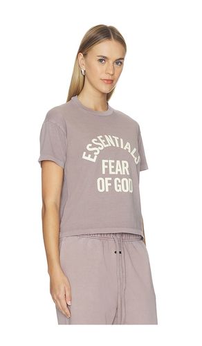 Campus Classic Short Sleeve Tee en . Taille S. Also en XS - Fear of God ESSENTIALS - Modalova