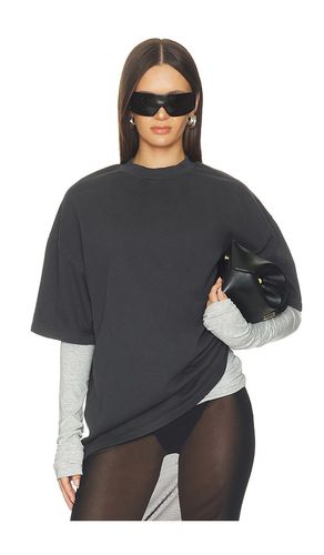 Signature 90's Fit Tee en . Taille M. Also en S, XS - Fear of God ESSENTIALS - Modalova