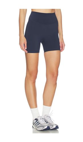 SHORT en . Taille L. Also en M - FORM - Modalova