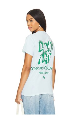 School'S Out Tee in . Size M, XL/1X - Free & Easy - Modalova
