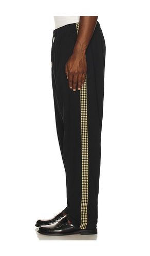 PANTALON FORME JOGGING CROSS TAPE en . Taille L. Also en XL/1X - Fred Perry - Modalova