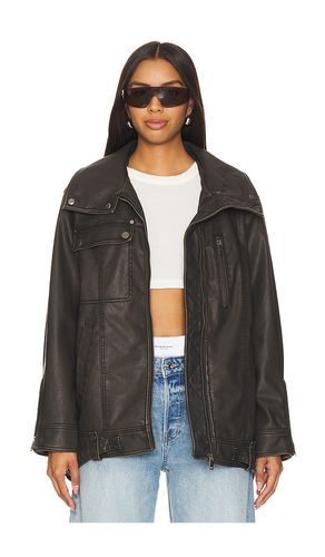 BLOUSON IMITATION CUIR BUCKLE UP in . Size S, XS - Free People - Modalova