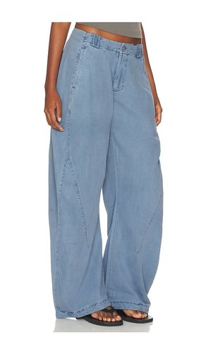 PANTALON SPOTLIGHT en . Taille 0. Also en 2 - Free People - Modalova