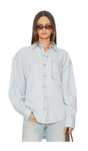 X We The Free Ashley Denim Shirt In Classic in . Size M. Also in - Free People - Modalova