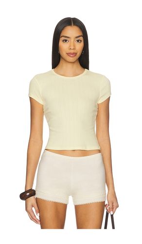 X Intimately Wait A Minute Baby Tee in . Size M. Also in S, XS - Free People - Modalova