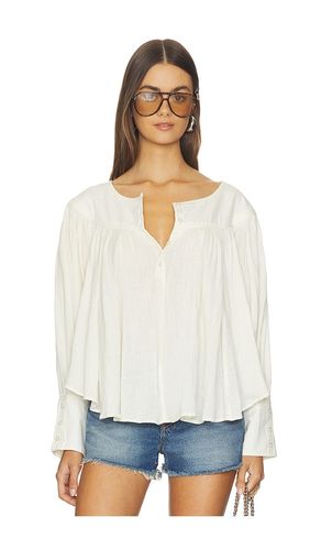 X REVOLVE Malibu Crinkle Top in . Size M. Also in S, XS - Free People - Modalova