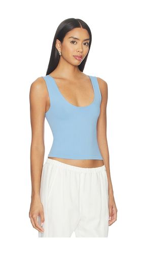 Clean Lines Muscle Tank in . Size M/L. Also in XS/S - Free People - Modalova