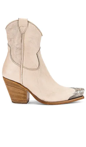 BOTTINES BRAYDEN in . Size 36.5, 37, 37.5, 38, 38.5, 39, 39.5, 40 - Free People - Modalova