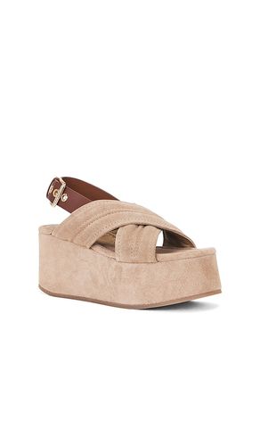Beach Party Platform Sandal in . Size 10. Also in 11, 6, 8, 8.5, 9, 9.5 - Free People - Modalova