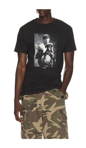 T-SHIRT NA en . Taille L. Also en M, S, XL/1X - Full Court Press - Modalova