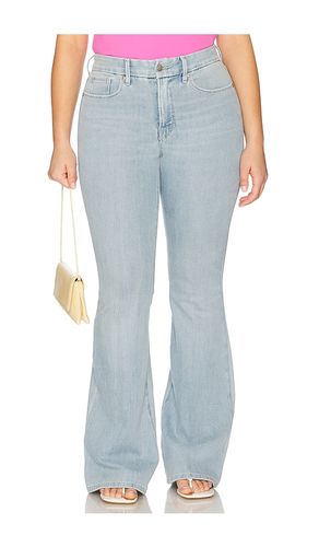 JEAN FLARE en . Taille 18. Also en 22 - Good American - Modalova