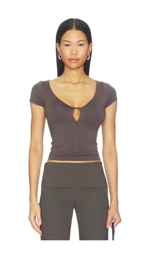 Connor Top in . Size L. Also in M, S, XL, XS - Geel - Modalova