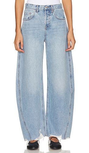 Paola Barrel Leg Jean en . Taille 28. Also en 31 - GRLFRND - Modalova