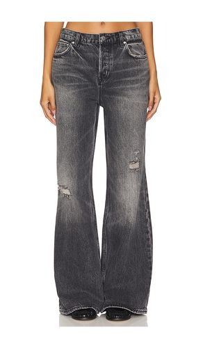 Jade Low Rise Relaxed Flare Jeans in . Size 24. Also in 25, 26, 27 - GRLFRND - Modalova