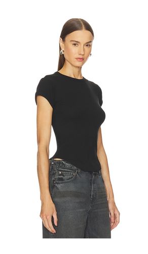 T-SHIRT SCOOP HEM BABY TEE en . Taille S. Also en XXS, XS, M, L, XL - GRLFRND - Modalova