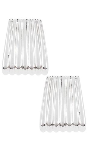 Ribbed Maxi Earrings in - Heaven Mayhem - Modalova