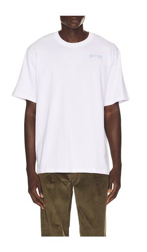 Mallard Point Tee in . Size L. Also in M, S, XL/1X - House of Sunny - Modalova