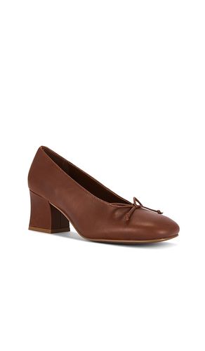 Doll-Baby Pump in . Size 10. Also in 7 - Jeffrey Campbell - Modalova