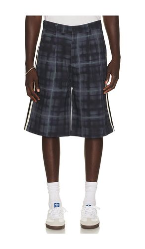 SHORT en . Taille L. Also en S, XL/1X - Jungles - Modalova