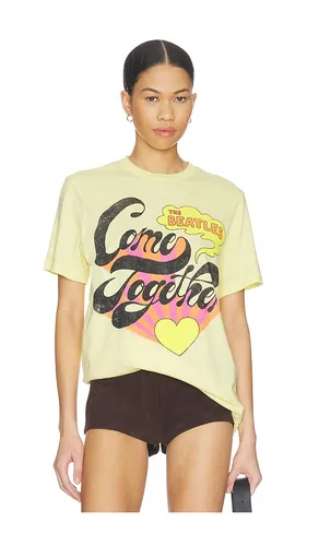 T-SHIRT en . Taille S. Also en M, L, XL/1X - Junk Food - Modalova