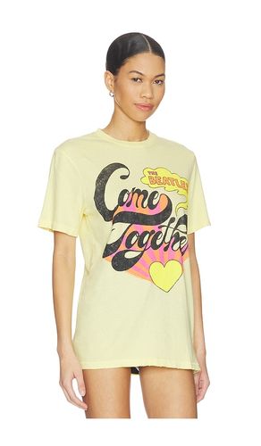 T-SHIRT en . Taille S. Also en M, L, XL/1X - Junk Food - Modalova