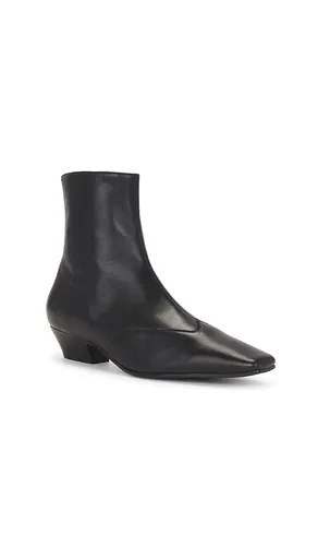 BOTTINES ANKLE en . Taille 37. Also en 36, 41 - Lola Cruz - Modalova