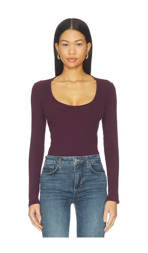 Delara Long Sleeve Scoop Neck Bodysuit en . Taille M. Also en S, XS - L'AGENCE - Modalova
