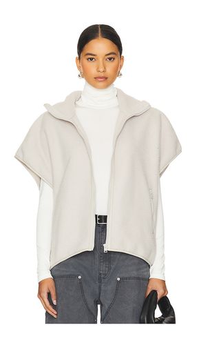 BLOUSON SANS MANCHES IMITATION FOURRURE EUDORA in . Size L, S, XS - LAMARQUE - Modalova