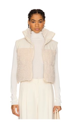 BLOUSON SANS MANCHES IMITATION FOURRURE MELICIA in . Size S, XS - LAMARQUE - Modalova