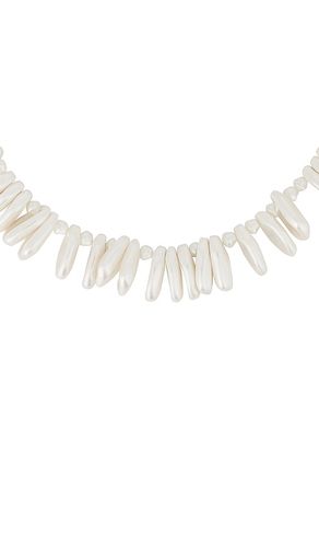 Corfu Pearl Necklace in - Lele Sadoughi - Modalova