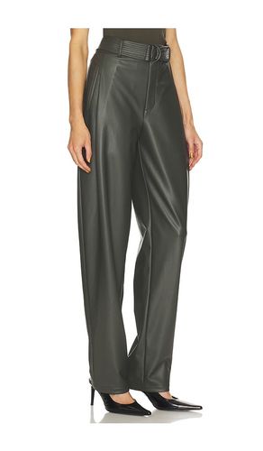 PANTALON FAUX LEATHER BELTED TAPERED en . Taille 0. Also en 2 - LaPointe - Modalova