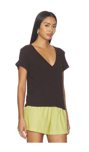 T-SHIRT V LAURA en . Taille M. Also en S, XS - LESET - Modalova