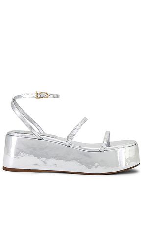 Gio Flatform in . Size 8.5, 9.5 - Larroude - Modalova