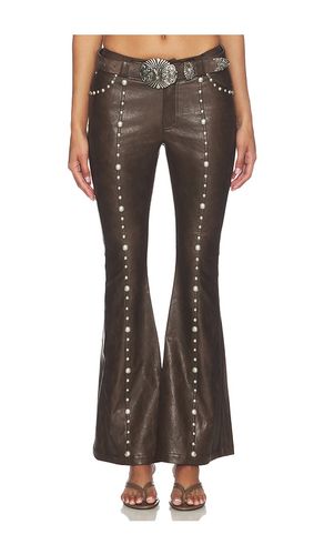 PANTALON FAUX LEATHER STUDDED FLARED en . Taille 36/4. Also en 38/6 - Markgong - Modalova