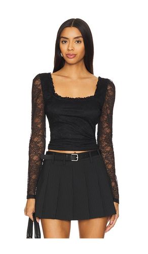 Micayla Top in . Size M, S, XS, XXS - MORE TO COME - Modalova