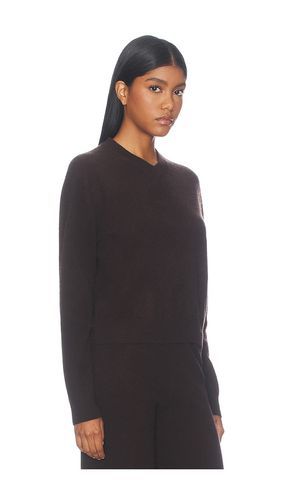 PULL COL V EN CACHEMIRE en . Taille L. Also en M, S, XS - NAADAM - Modalova