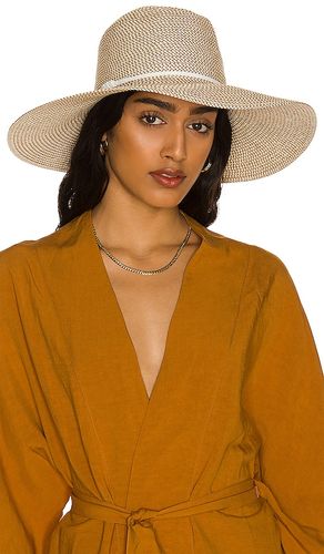 Harper Hat in White in - Nikki Beach - Modalova