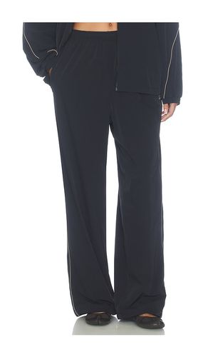 PANTALON LARGE PANT en . Taille L. Also en M, S, XS - NikeSKIMS - Modalova