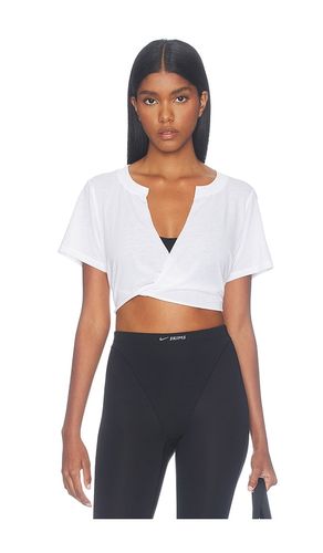 Crop Shortsleeve Top en . Taille L. Also en M, S, XS - NikeSKIMS - Modalova