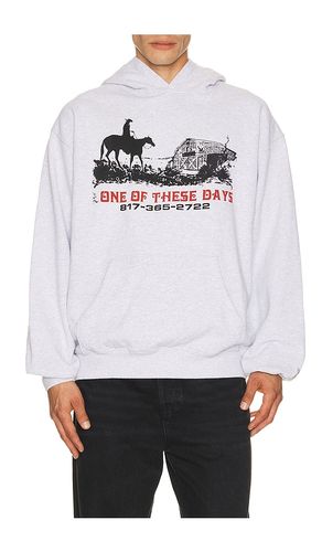 SWEAT À CAPUCHE TRAIL OF DUST en . Taille S. Also en M, L, XL/1X - ONE OF THESE DAYS - Modalova