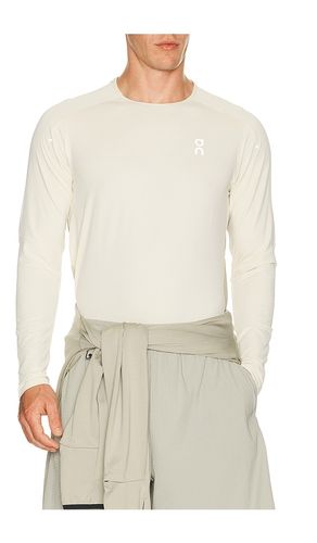 T-SHIRT PERFORMANCE en . Taille L. Also en S, XL/1X, XXL/2X - On - Modalova