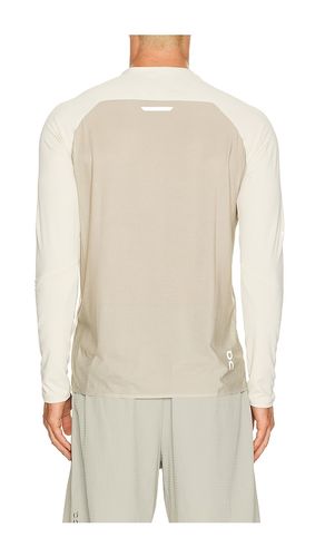 T-SHIRT PERFORMANCE en . Taille L. Also en M, S, XL/1X, XXL/2X - On - Modalova