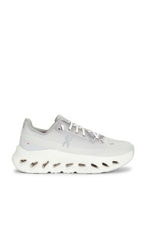 SNEAKERS CLOUDTILT en . Taille 10. Also en 10.5, 11, 5, 5.5, 6, 6.5, 7, 7.5, 8, 8.5, 9, 9.5 - On - Modalova