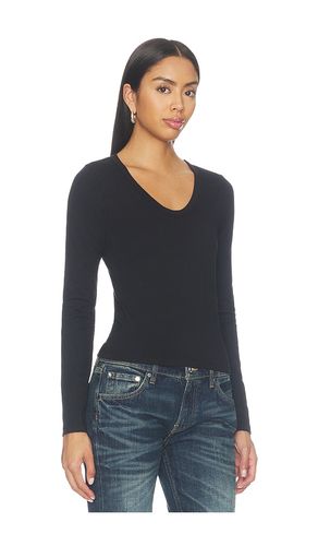 T-SHIRT ENCOLURE V À MANCHES LONGUES SHAYA en . Taille XS. Also en S, M, L, XL - perfectwhitetee - Modalova