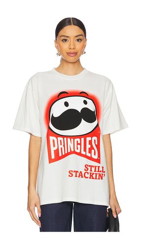 Pringles Still Stackin' Boxy Tee in . Size M, S, XL/1X - Philcos - Modalova