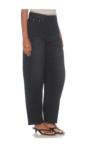 Sacha High Rise Relaxed Barrel Jeans en . Taille 23. Also en 24, 25, 26, 27, 28, 29, 30, 31 - PISTOLA - Modalova