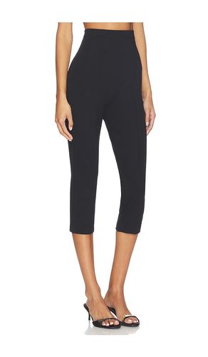 PANTALON CAPRI EN MAILLE PONTE en . Taille L. Also en M, S, XS - Ripley Rader - Modalova